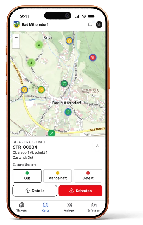 App-Kartenansicht mit farbigen Anlagen-Markierungen und geöffneter Detailleiste für einen Straßenabschnitt